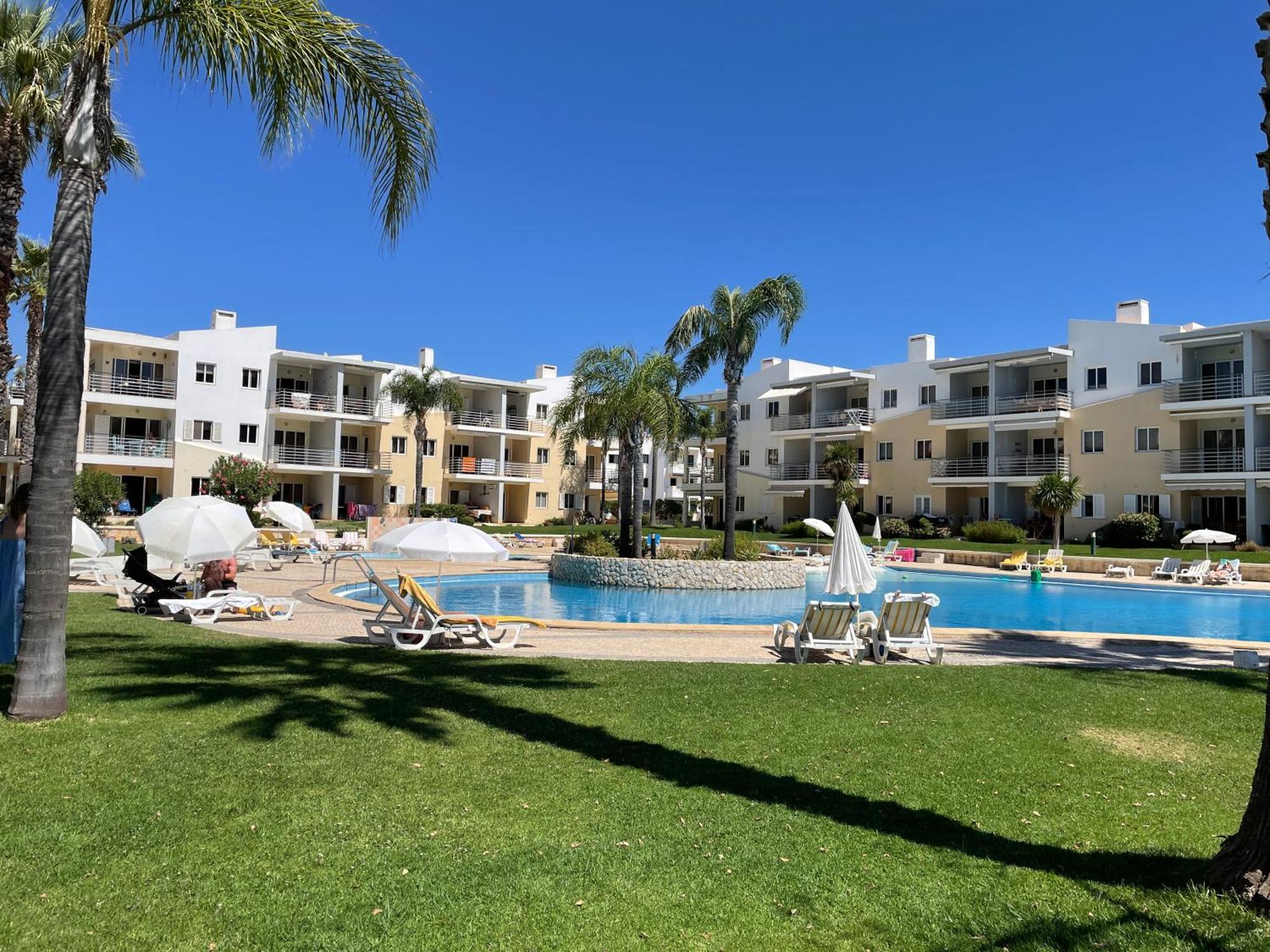 7 - & Pool Apartment *